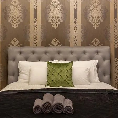 Apartament Luxury Next To The New York Cafe Budapesta